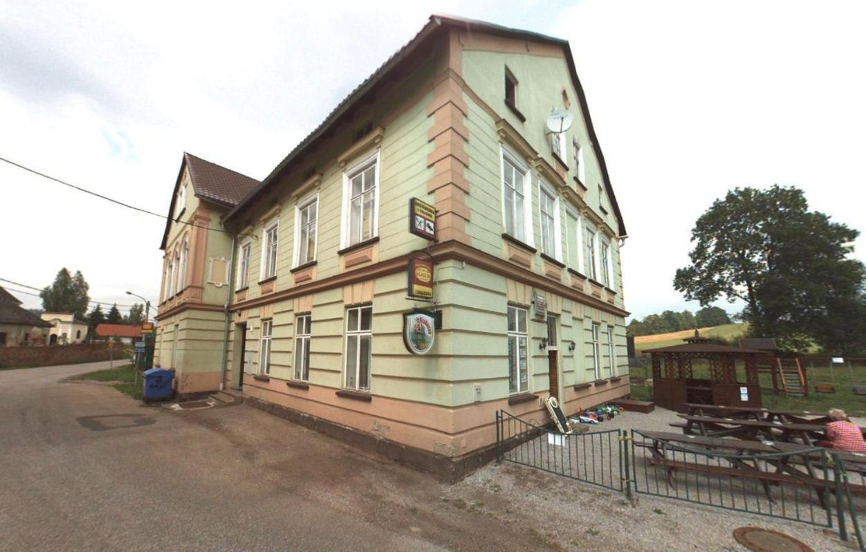 Penzion Dalibor Трутнов Екстер'єр фото